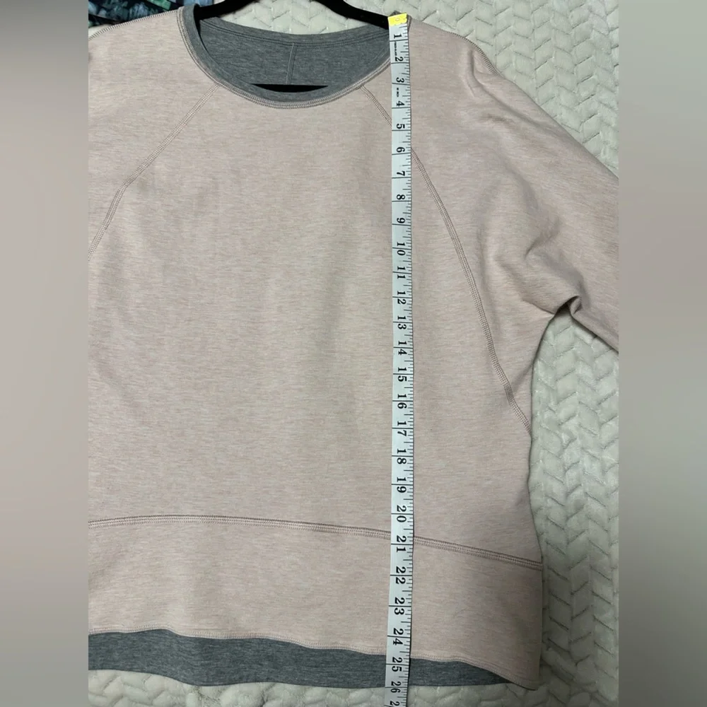 Lululemon Time Out Crew Reversible Heathered Bleached Coral/Heather Medium Grey - Picture 11 of 12